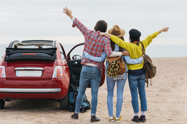 Man Women Embracing Near Car Sea Coast 23 2148039078, Entrust Insurance St. Clair Shores, MI and Southeast Michigan